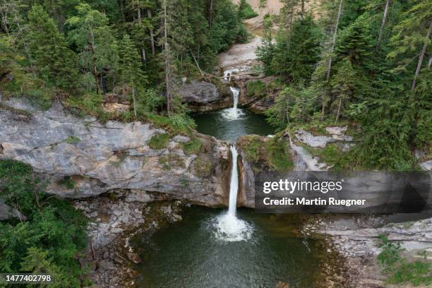 aerial view of the buchenegger wasserfälle. the buchenegger waterfalls from the wissach river. weißach river, buchenegger wasserfälle, oberstaufen, oberallgäu, allgäu, schwaben, bavaria, germany, europe. - wonderlust stock-fotos und bilder