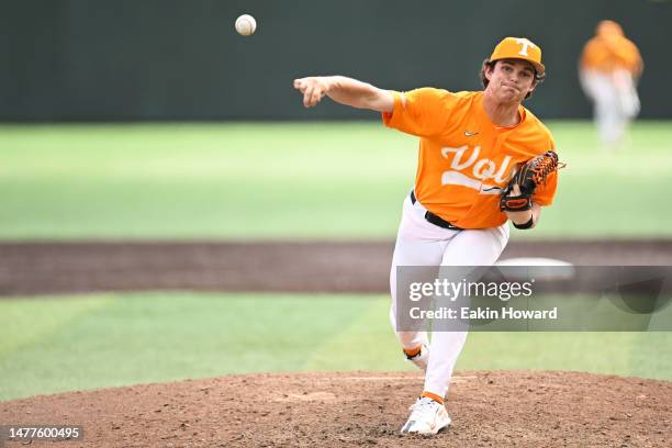 Andrew Lindsey of the Tennessee Volunteers pitches against the Texas A&M Aggies in the ninth inning at Lindsey Nelson Stadium on March 25, 2023 in...