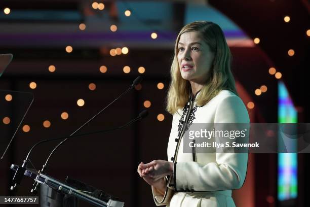 Rosamund Pike accepts the award for Best Female Narrator for "The Eye of the World" by Robert Jordan onstage during the Audio Publishers...