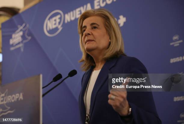 The President of the CEOE, Fatima Bañez, during her speech at the event. On March 29 in Seville, . The Minister of the Presidency, Interior, Social...