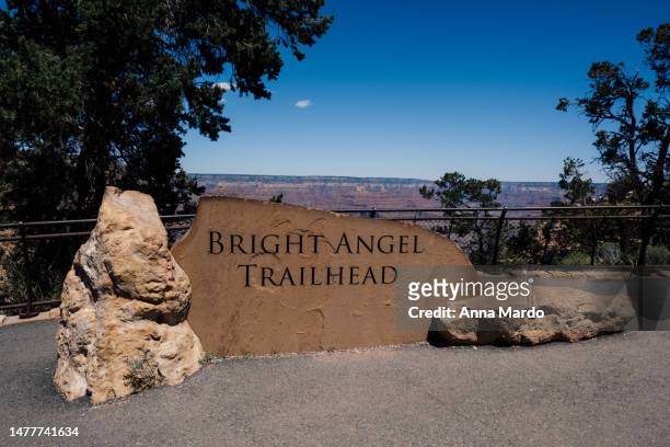 signpost at grand canyon national park leading to the bright angel trailhead - north rim stock pictures, royalty-free photos & images