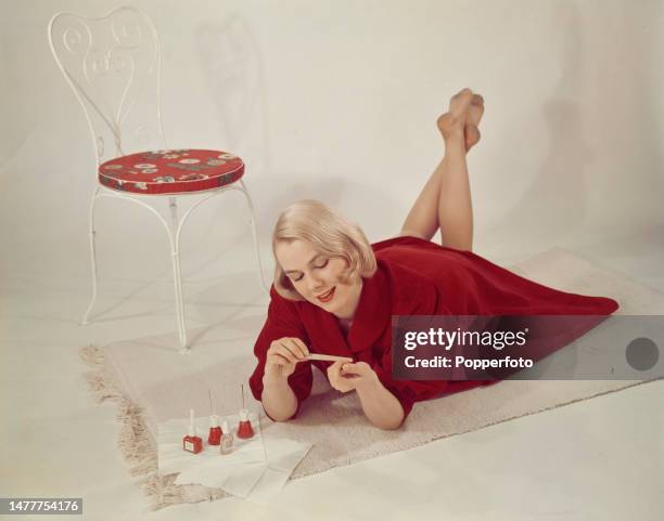 1st Modls 2,447 1st Studio Models Stock Photos, High-Res Pictures, and Images ...