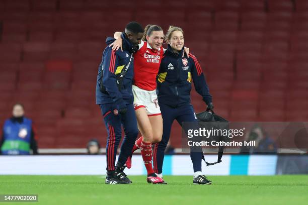 Katie McCabe of Arsenal is substituted after an injury during the UEFA Women's Champions League quarter-final 2nd leg match between Arsenal and FC...