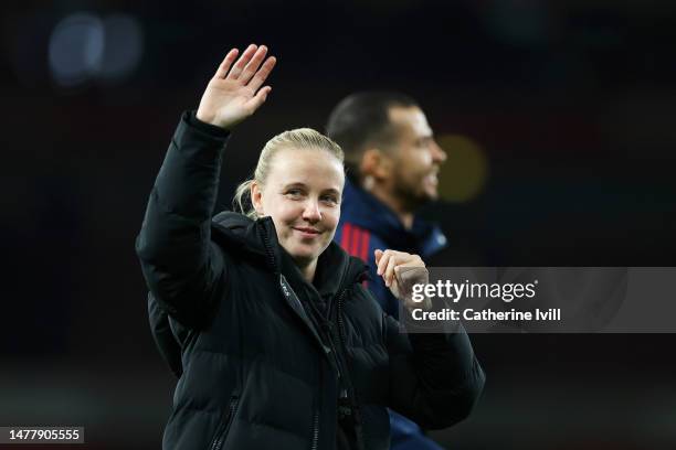 Beth Mead of Arsenal celebrates following the UEFA Women's Champions League quarter-final 2nd leg match between Arsenal and FC Bayern München at...