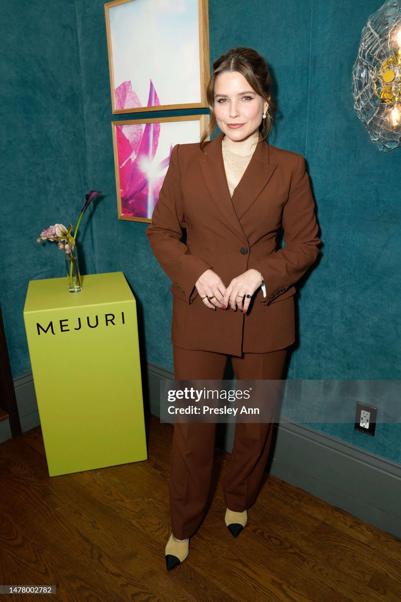 Sophia Bush - attending dinner for Year of Action Committee in HQ