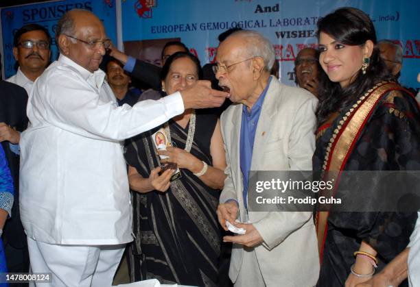 Sharad Pawar, Munira Nana Chudasama and Shaina NC attends the Nana Chudasama's birthday celebration on June 17, 2014 in Mumbai, India