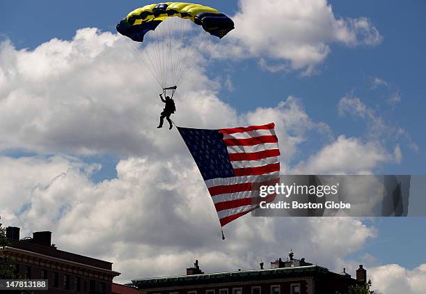 Parachute Rigger Photos and Premium High Res Pictures - Getty Images