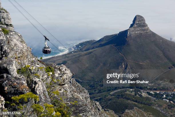 table mountain view - cape town cable car stock pictures, royalty-free photos & images