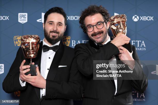 Javier Ramello Marchioni and Pablo Hernández Delgado from Herobeat Studios/HandyGames with the Game Beyond Entertainment Award for 'Endling -...