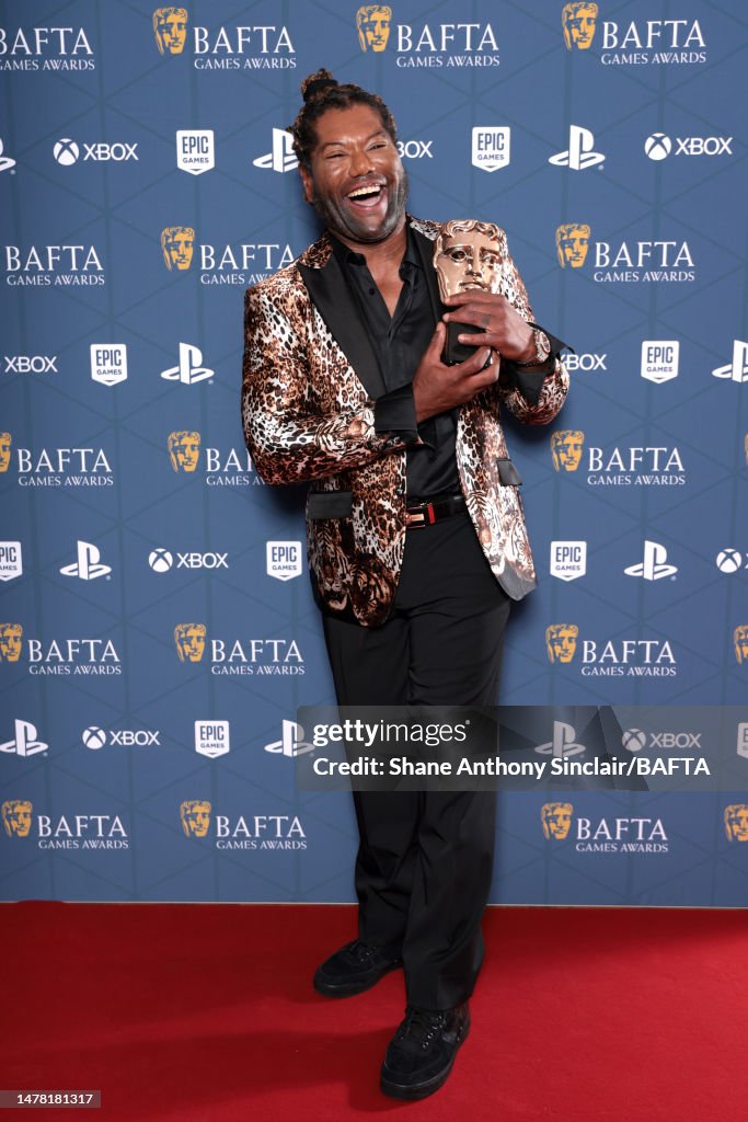 Christopher Judge with the Performer in a Leading Role Award for News  Photo - Getty Images