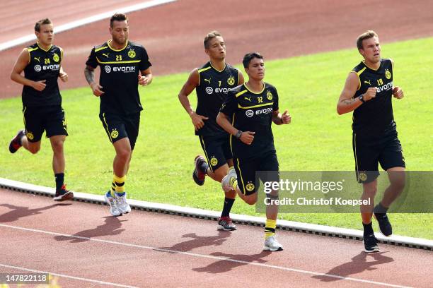 Chris Loewe, Julian Schieber, Moritz Leitner, Leonardo Bittencourt and Kevin Grosskreutz run during the lactate test of Borussia Dortmund at Hoesch...