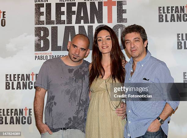 Director Pablo Trapero and actors Martina Gusman and Ricardo Darin attend a photocall for 'Elefante Blanco' at Casa de America on July 4, 2012 in...