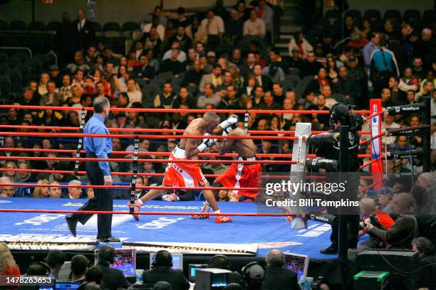 Devon Alexander defeats DeMarcus Corley by Unaimous Decision during their Super Lightweight fight at Madison Square Garden on January 19, 2008 in New...