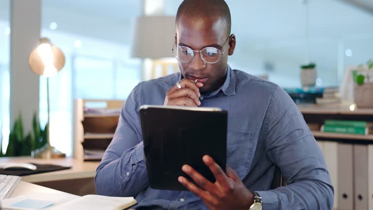 https://media.gettyimages.com/id/1478399307/video/tablet-thinking-and-writing-with-a-black-man-consultant-working-in-his-customer-service.jpg?b=1&s=640x640&k=20&c=VjhzB-2ryfGIDu3_y2_-eJTZjWEXWPY02H0_u9XYsJ0=