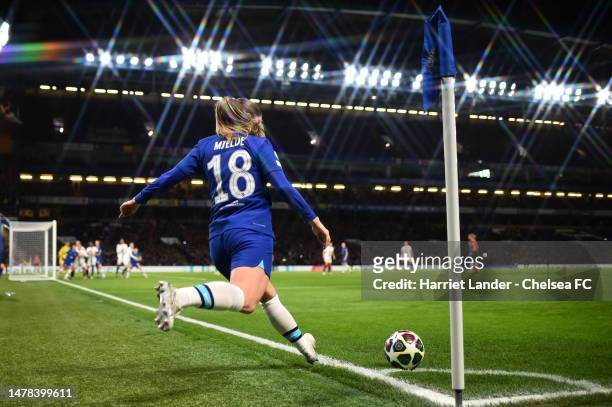 Maren Mjelde of Chelsea takes a corner kick during the UEFA Women's Champions League quarter-final 2nd leg match between Chelsea FC and Olympique...