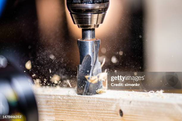 drill in wood - broca imagens e fotografias de stock
