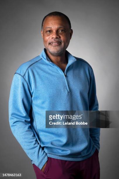 studio portaits of middle aged african american male - handsome middle aged man stock pictures, royalty-free photos & images