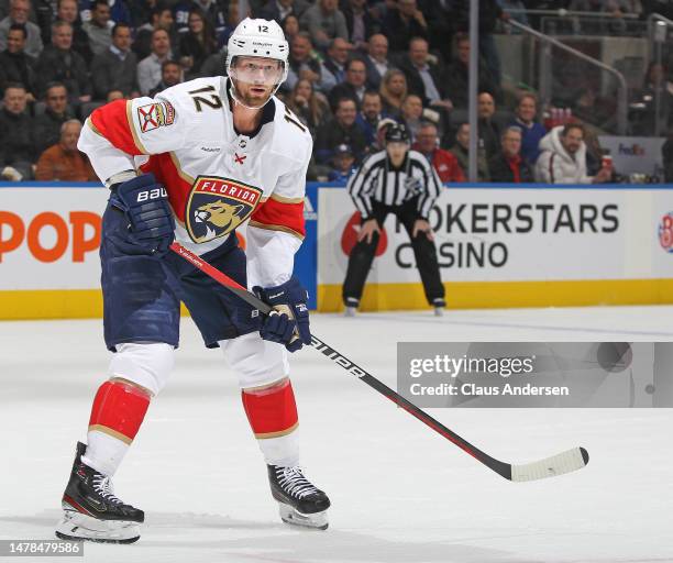 Eric Staal of the Florida Panthers skates against the Toronto Maple Leafs during an NHL game at Scotiabank Arena on March 29, 2023 in Toronto,...