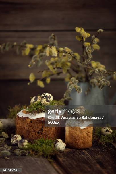 quail eggs with delicious baking on the wooden background,belarus - easter cake bildbanksfoton och bilder