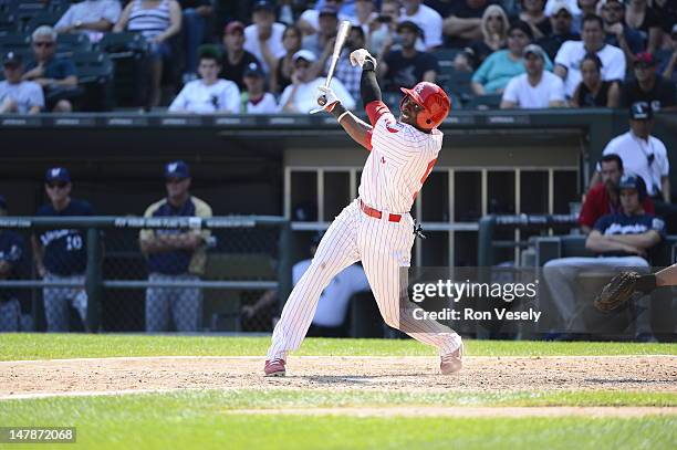 Orlando Hudson of the Chicago White Sox bats against the Milwaukee Brewers on June 24, 2012 at U.S. Cellular Field in Chicago, Illinois. The White...