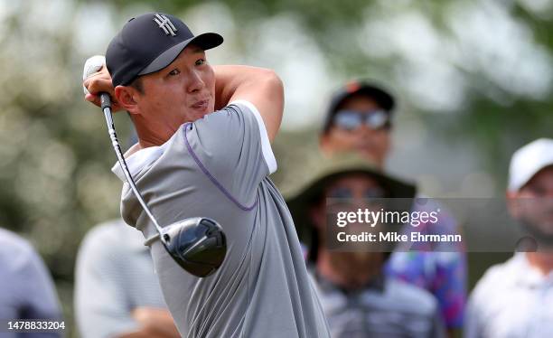 Danny Lee of Iron Heads GC plays his shot from the ninth tee during day two of the LIV Golf Invitational - Orlando at The Orange County National on...