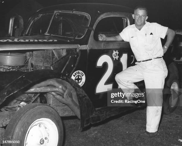 Ken Rush of High Point, NC, was an accomplished Modified driver before moving to race in NASCAR’s Cup, Convertible and Grand American divisions. Rush...