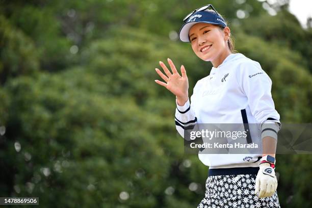 Hikari Fujita of Japan waves on the 1st hole during the final round of Yamaha Ladies Open Katsuragi at Katsuragi Golf Club Yamana Course on April 2,...