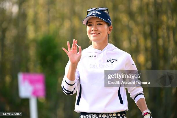 Hikari Fujita of Japan waves on the 3rd hole during the final round of Yamaha Ladies Open Katsuragi at Katsuragi Golf Club Yamana Course on April 2,...