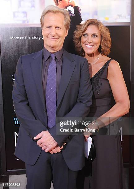 Actor Jeff Daniels and wife Kathleen Treado attend the premiere of HBO's 'Newsroom' at ArcLight Cinemas Cinerama Dome on June 20, 2912 in Hollywood,...