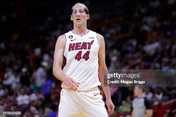 Cody Zeller of the Miami Heat looks on against the Dallas Mavericks during the first quarter of the game at Miami-Dade Arena on April 01, 2023 in...
