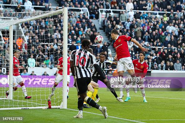 Newcastle United v Manchester United - Premier League Newcastle United v Manchester United - Premier League