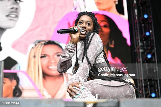 Flomilli Flo Milli Photos and Premium High Res Pictures - Getty Images