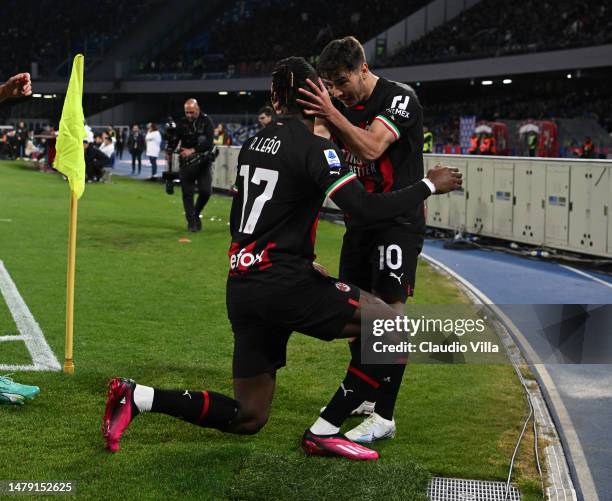 Brahim Diaz of AC Milan celebrates with team-mates after scoring the second goal during the Serie A match between SSC Napoli and AC Milan at Stadio...