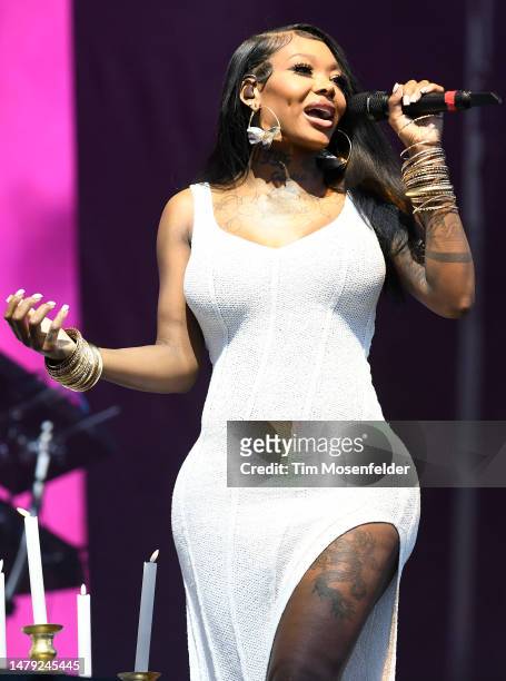 Summer Walker performs during the 2023 Dreamville Music festival at Dorothea Dix Park on April 02, 2023 in Raleigh, North Carolina.