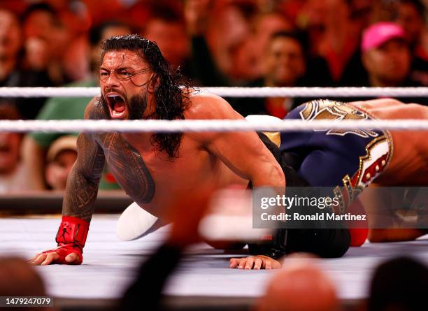 Roman Reigns wrestles Cody Rhodes for Undisputed WWE Universal Title Match during WrestleMania Goes Hollywood at SoFi Stadium on April 02, 2023 in...