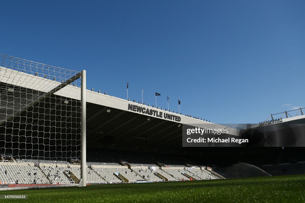 Newcastle United v Manchester United - Premier League