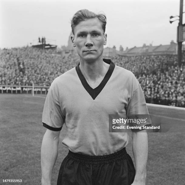 Wolverhampton Wanderers Football Club's Bill Slater, also known as WJ Slater during a Division 1 match against Arsenal, October 18th, 1958. The score...