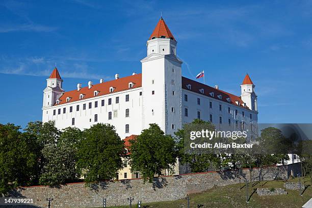 bratislava castle at sunset - bratislava bildbanksfoton och bilder