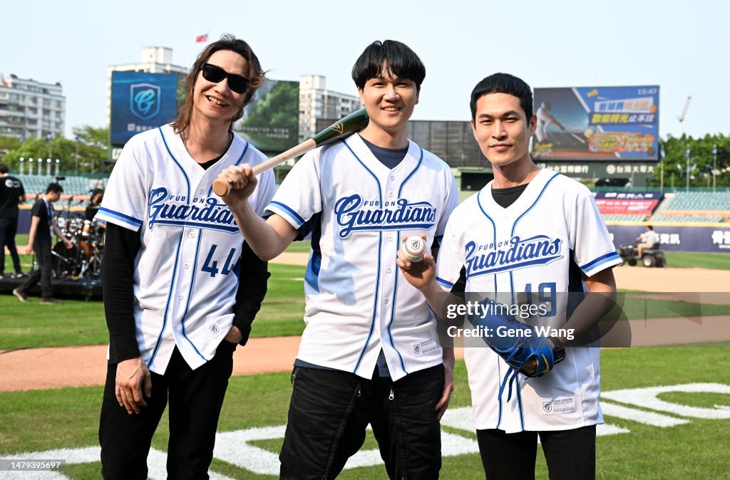 Wei Chuan Dragons v Fubon Guardians - CPBL