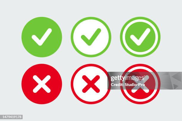 ilustraciones, imágenes clip art, dibujos animados e iconos de stock de conjunto de iconos de cruce y marca de verificación. ilustración vectorial sobre fondo aislado. - cruce
