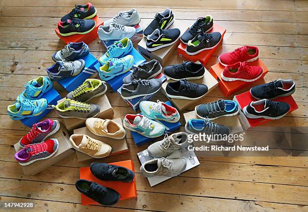 trainer collection - shoe collection stockfoto's en -beelden