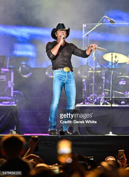 Tim McGraw performs onstage during the Capital One JamFest during the NCAA March Madness Music Festival at Discovery Green on April 02, 2023 in...