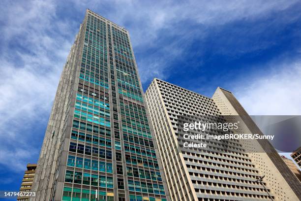 high-rise buildings in the centre of rio de janeiro, brazil, here in the financial centre on avenida rio branco - branco 幅插畫檔、美工圖案、卡通及圖標