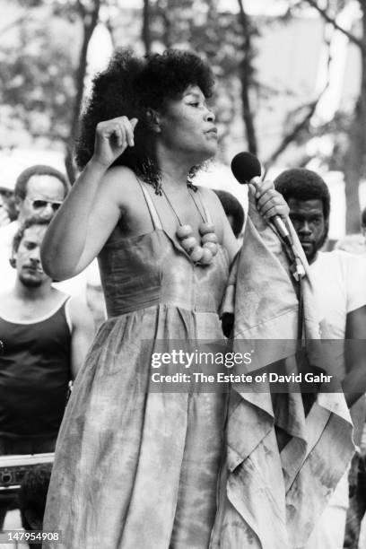 Jazz singer Abbey Lincoln performs on July 28, 1983 in Bryant Park, New York City, New York.