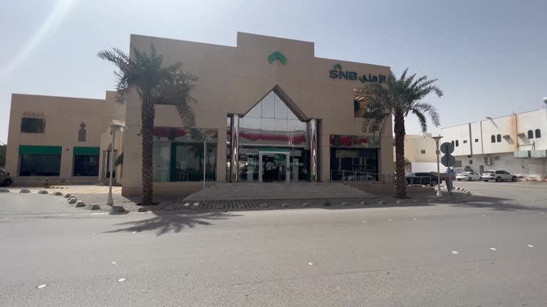 Abdullah Roda 24 Bank In Riyadh Stock Videos, Footage, & 4K Video Clips - Getty Images