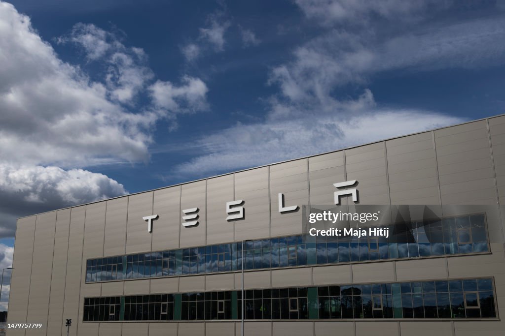 Tesla Increases Production To Record Level