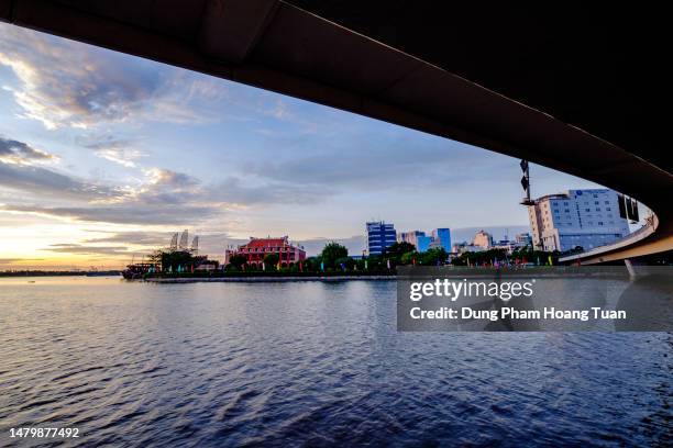 the biggest city in vietnam, ho chi minh city aka sai gon. - ho chi minh city 個照片及圖片檔