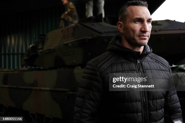 Former boxing world champion Wladimir Klitschko standing infront of a Leopard Main Battle Tank during a Press briefing at the Panzertruppenschule )...