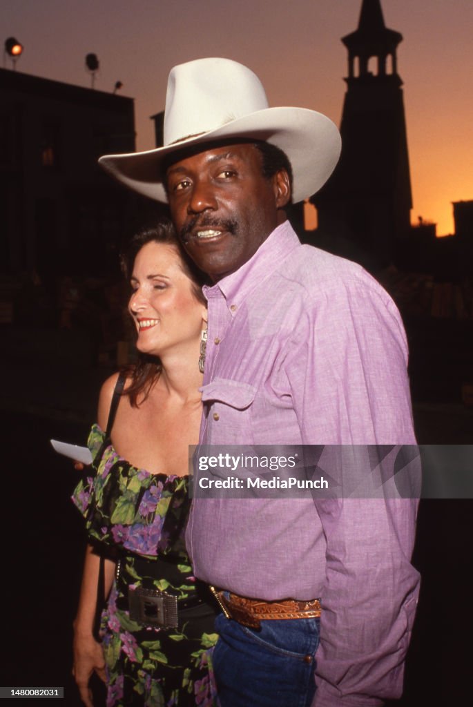 Richard Roundtree and wife Karen August 1989 News Photo - Getty Images