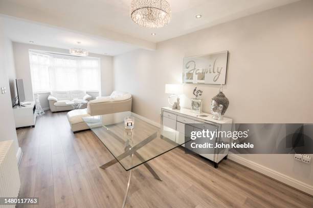 property lounge interiors - wood laminate flooring stock pictures, royalty-free photos & images